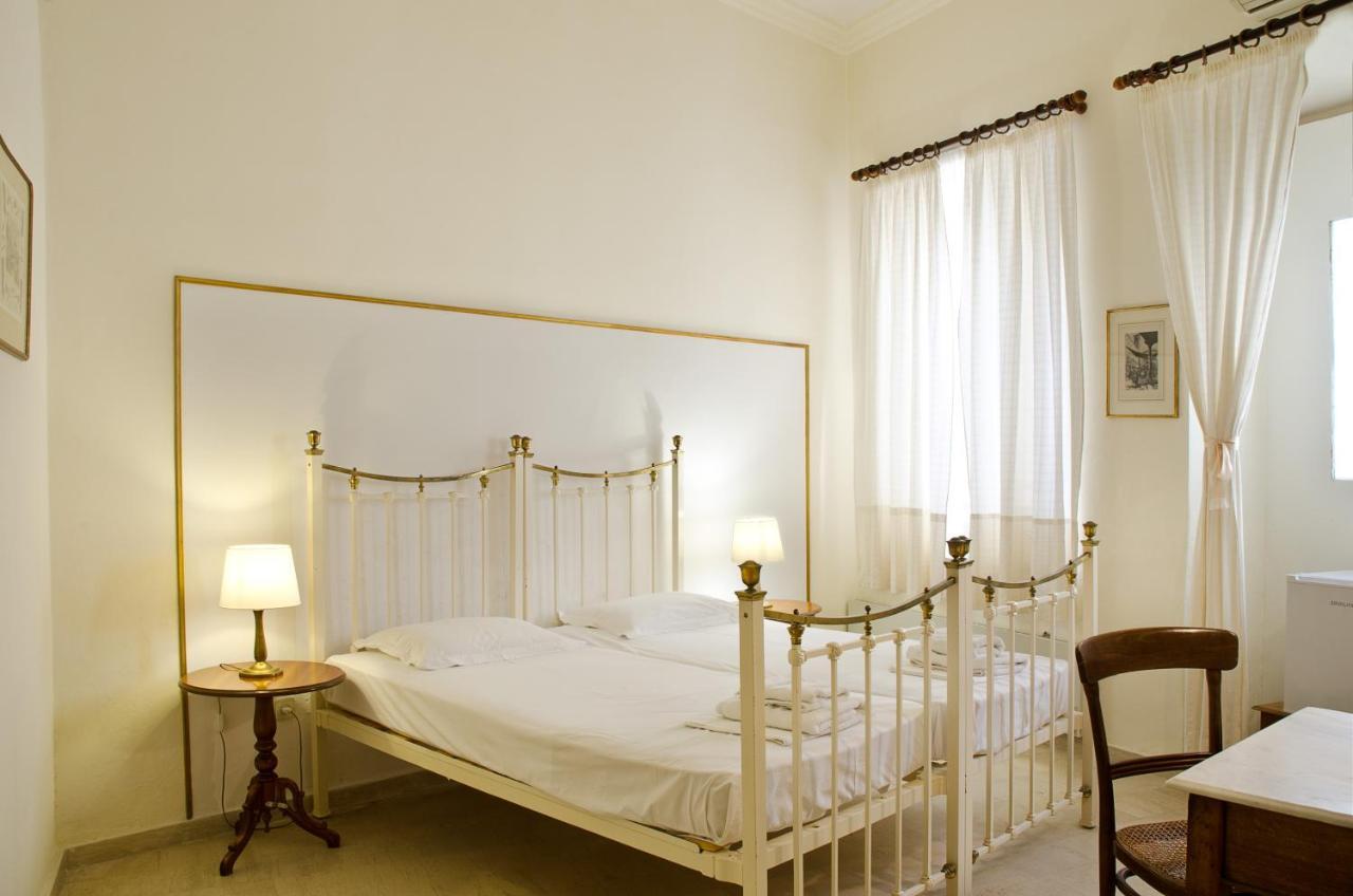 Hotel Omiros Ermoupoli Bagian luar foto