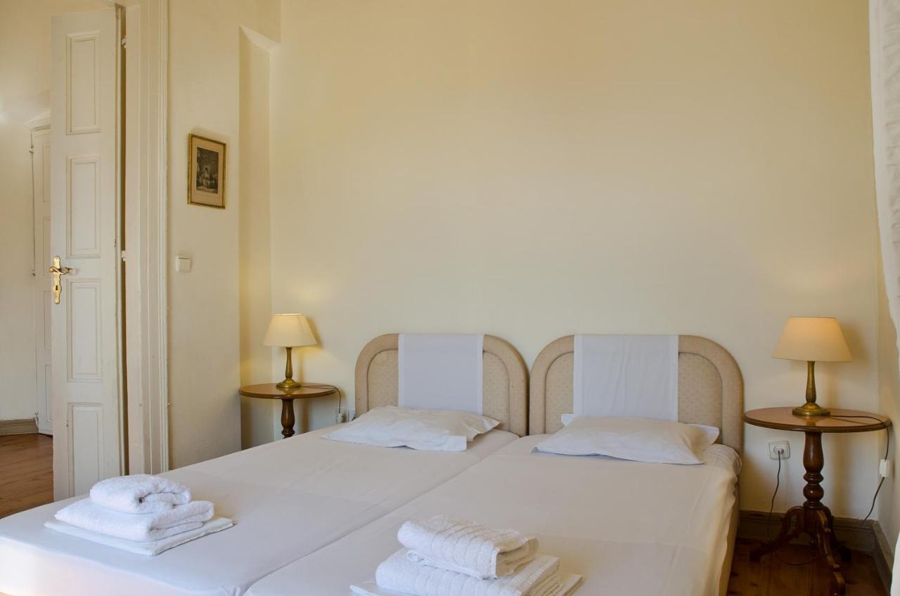 Hotel Omiros Ermoupoli Bagian luar foto