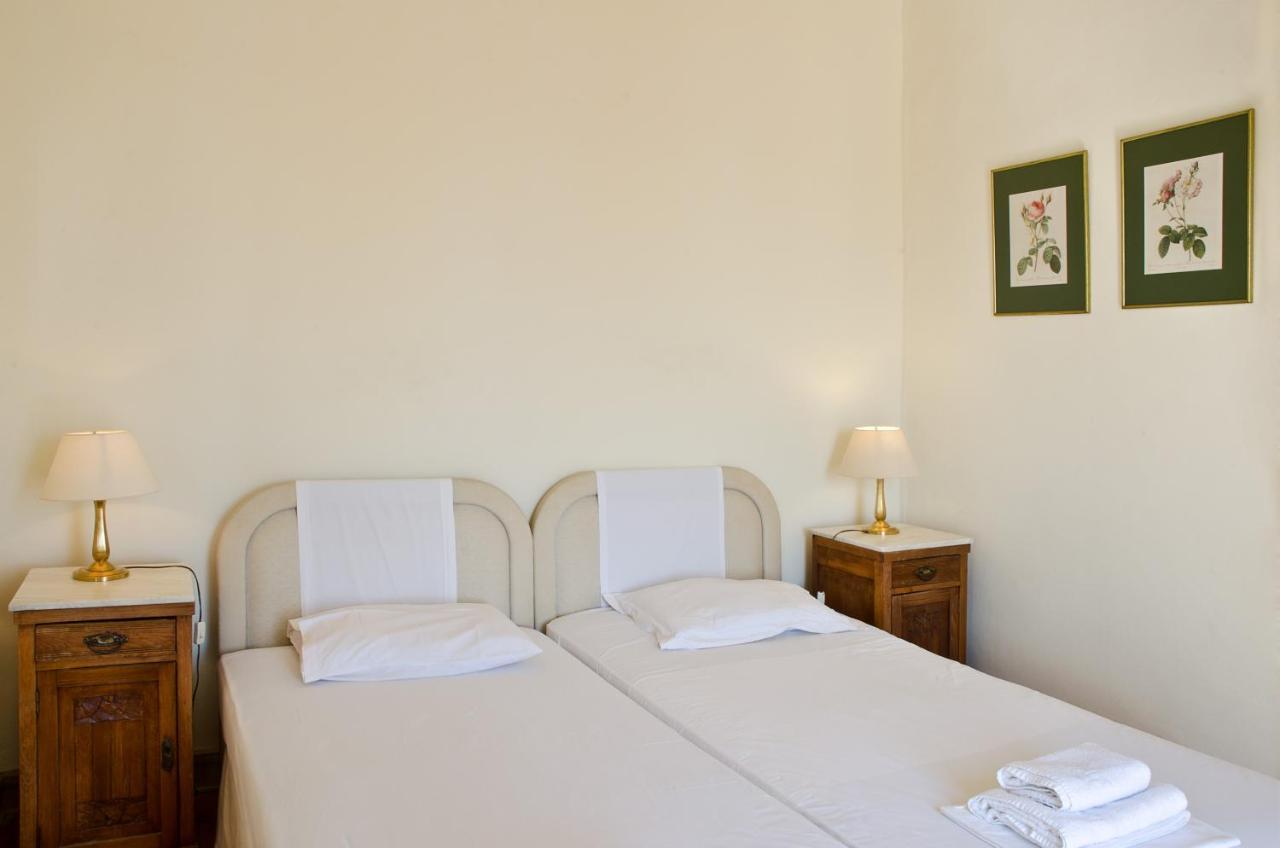 Hotel Omiros Ermoupoli Bagian luar foto