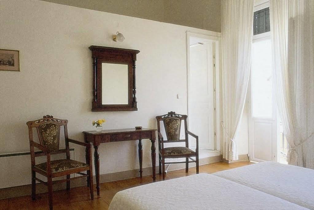 Hotel Omiros Ermoupoli Bagian luar foto